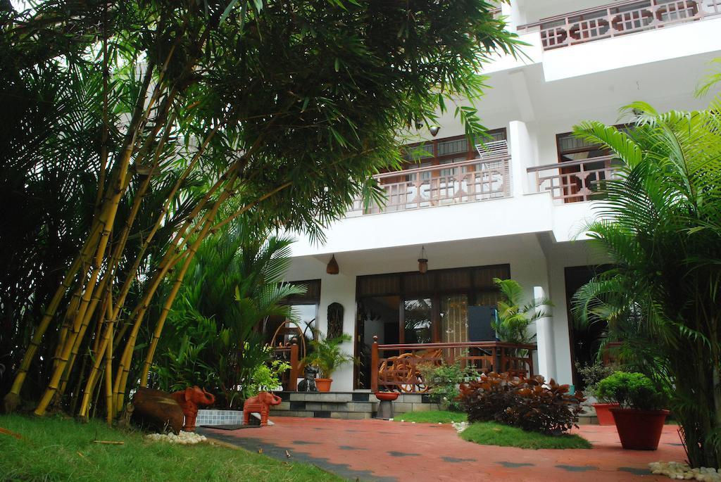 קובאלאם Chakra Ayurvedic Resort מראה חיצוני תמונה