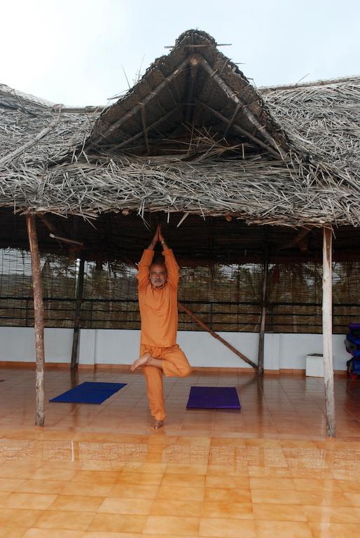קובאלאם Chakra Ayurvedic Resort מראה חיצוני תמונה