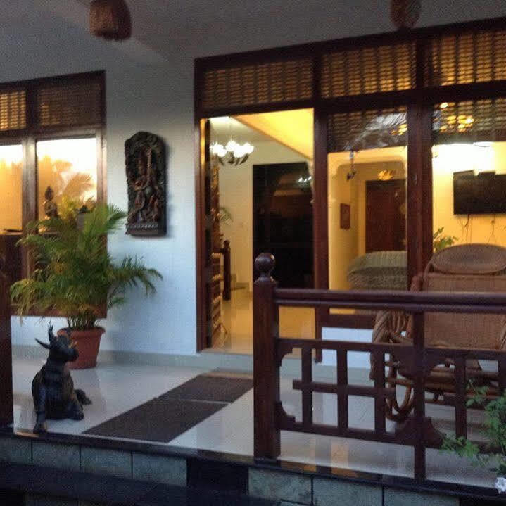 קובאלאם Chakra Ayurvedic Resort מראה חיצוני תמונה